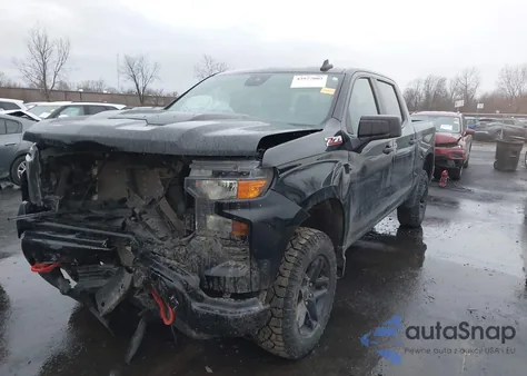 2022 Chevrolet Silverado 1500 Custom Trail Boss z USA, uszkodzony, nr VIN 3GCPDCEK2NG533954